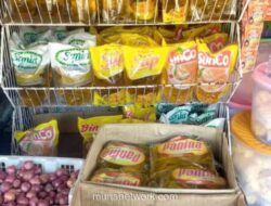 Kelangkaan Minyakita di Lingga Picu Pedagang Beralih ke Minyak Goreng Mahal
