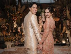 Pernikahan El Rumi dan Syifa Hadju: Akad Nikah Adat Jawa Sederhana, Resepsi Malam Bertema Internasional