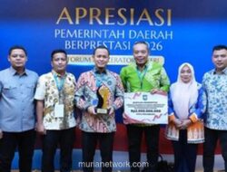 Wali Kota Pekanbaru Raih Penghargaan Kemendagri Berkat Keberhasilan Tekan Kemiskinan dan Stunting