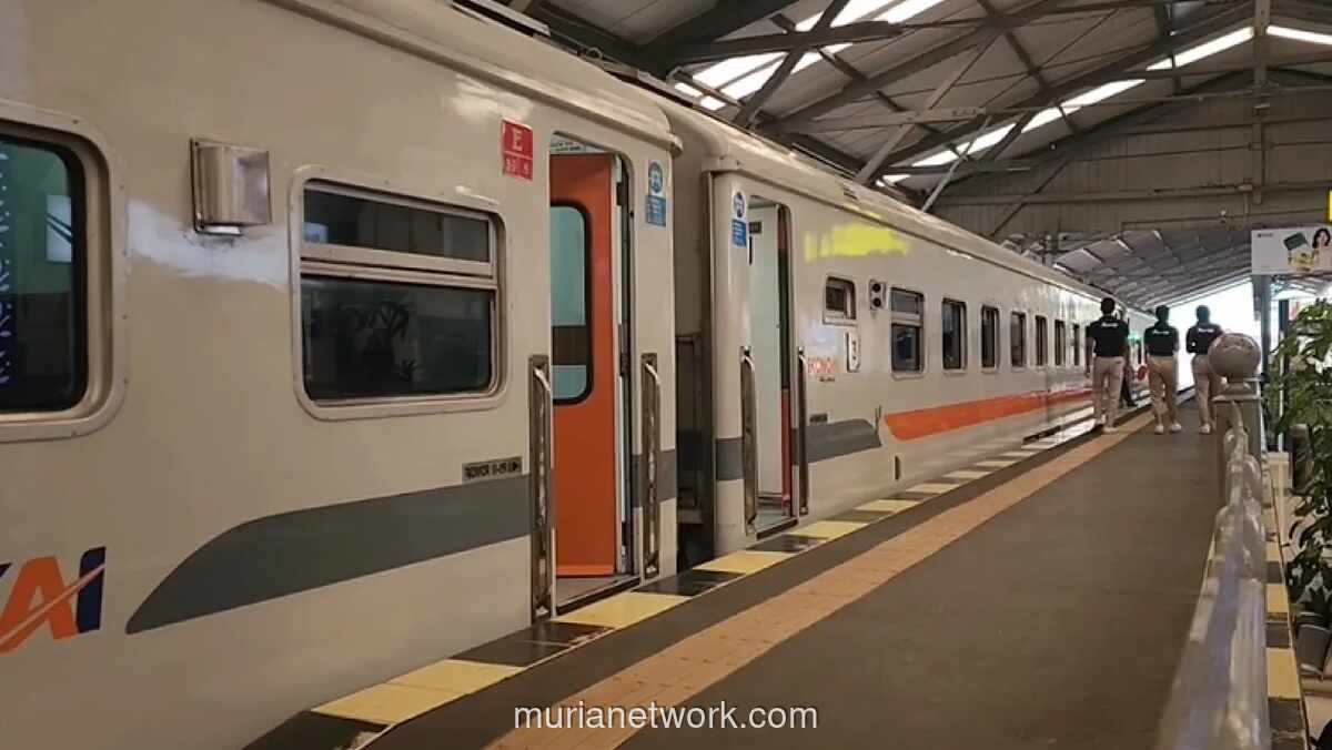 KAI Daop 8 Surabaya Batalkan Tiga Perjalanan Kereta Jarak Jauh Akibat Dampak Kecelakaan di Stasiun Bekasi Timur