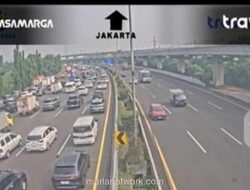 Kepadatan Volume Lalin di Tol Bekasi-Jakarta Pagi Ini, Antrean Mengular dari Jatiwaringin hingga Cawang