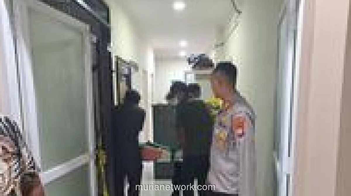 WNA Tewas dalam Sel Imigrasi Depok, Massa Geruduk Kantor Debt Collector di Cakung