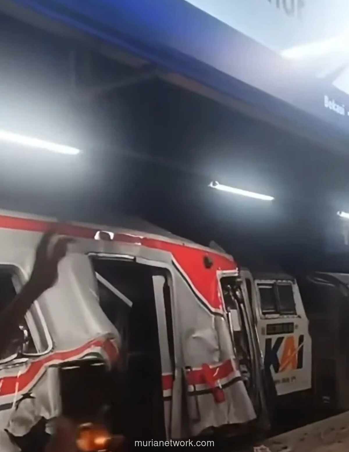 Tabrakan KA Argo Bromo Anggrek dengan KRL di Bekasi Timur Tewaskan Dua Orang, Puluhan Luka-Luka