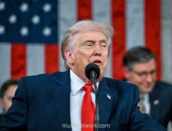 Trump Klaim Iran Minta Blokade Selat Hormuz Dicabut karena ‘Kondisi Runtuh’