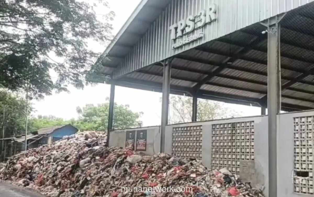 Sampah Meluber di TPS 3R Pulogebang, Warga Khawatirkan Ancaman Penyakit