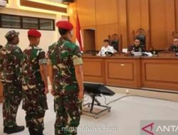 Hakim Soroti Perbedaan Seragam TNI di Awal Sidang Kasus Meninggalnya Kepala Cabang Bank