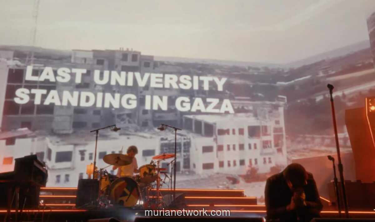 The Strokes Tampilkan Tokoh Korban Intervensi Asing di Panggung Coachella