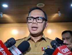 Wamendagri Buka Suara soal Polemik ‘Denda’ e-KTP Hilang: Itu Biaya Cetak Ulang, Bukan Denda