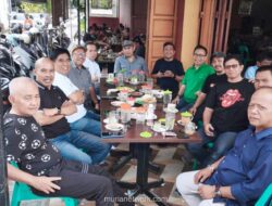 Warkop Dg Anas: Meja Kopi Sederhana yang Menjadi Titik Temu Para Legenda Makassar