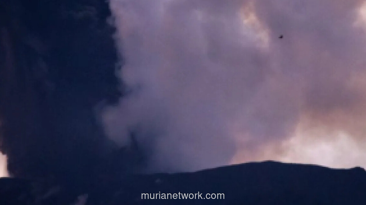 Badan Geologi Ingatkan Ancaman Gas Beracun di Kawah Gunung Marapi