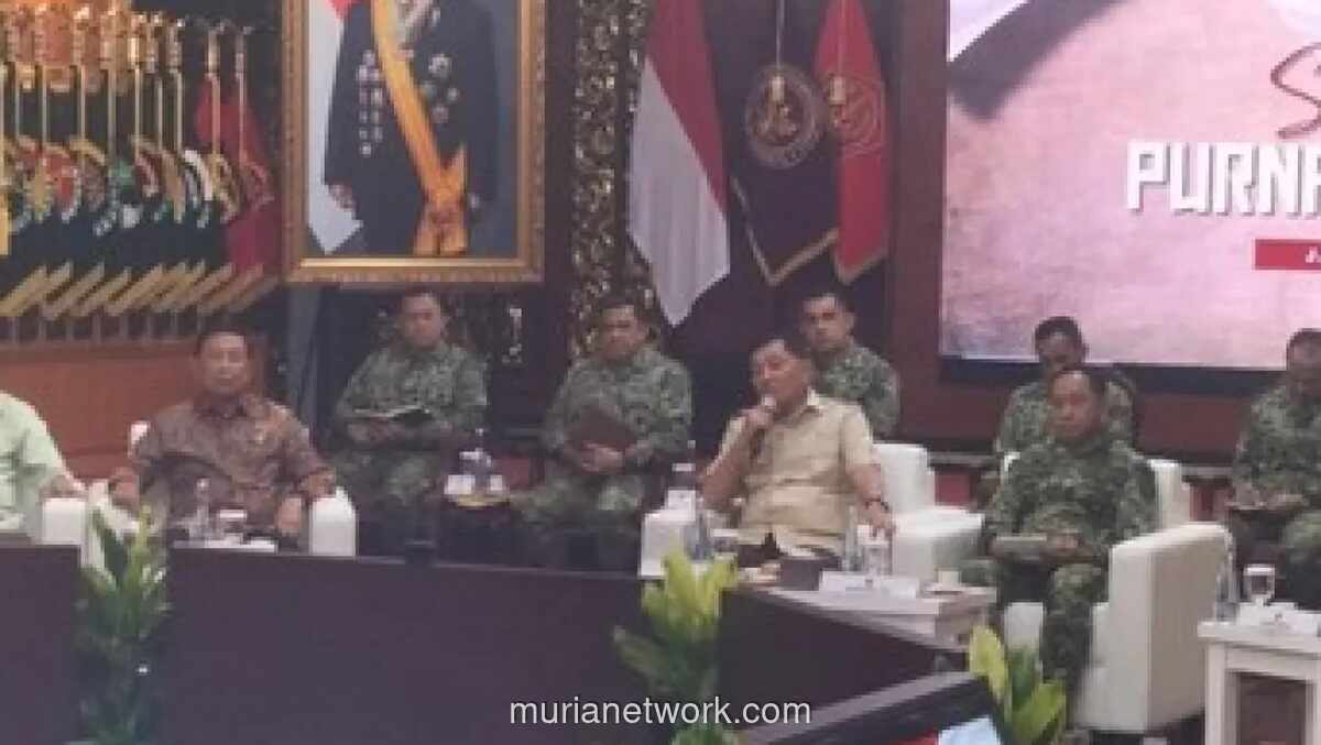 Menhan Sjafrie Bahas Strategi Pertahanan dengan Purnawirawan TNI dan Panglima