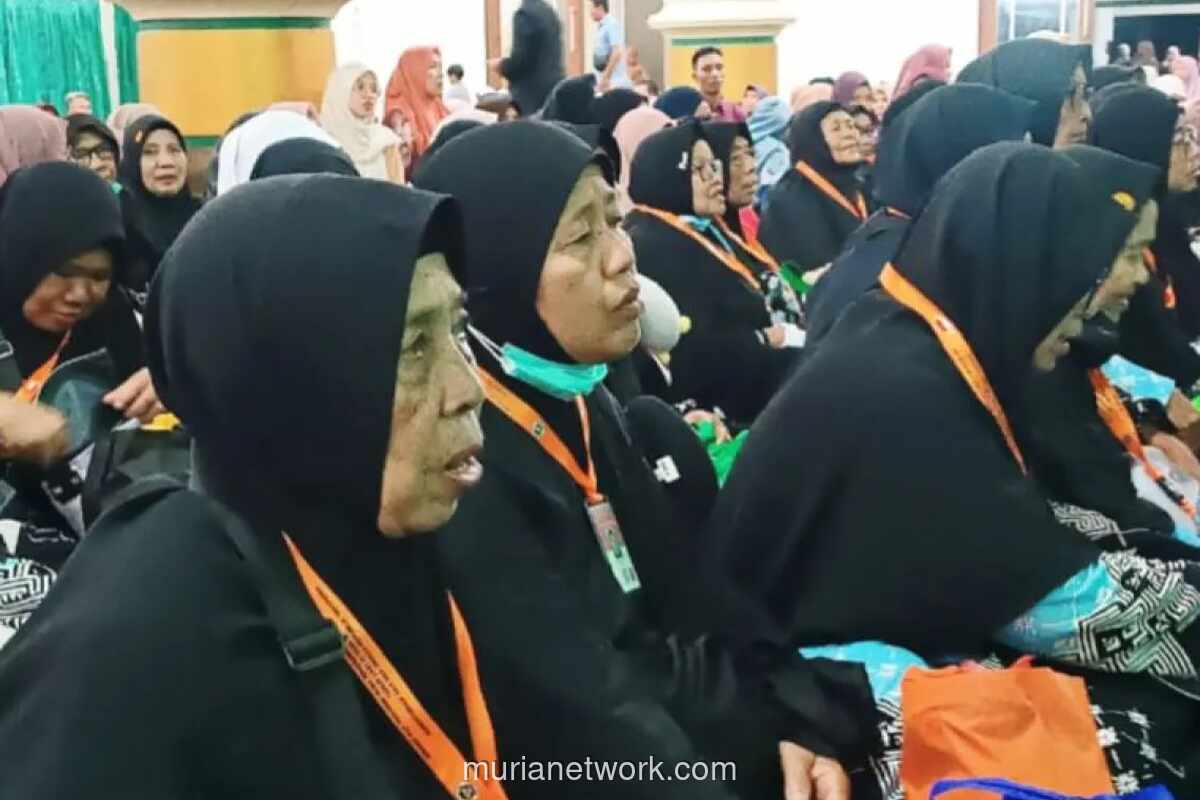 154 Calon Haji Lombok Utara Diberangkatkan ke Makkah Melalui Kloter 13