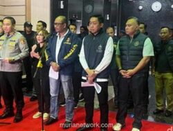 Polisi Amankan 321 WNA dalam Penggerebekan Judi Online di Jakarta Barat