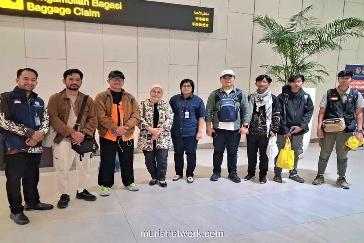Kemlu Fasilitasi Pemulangan Enam Relawan Indonesia dari Misi Kemanusiaan ke Gaza yang Terhenti di Libya