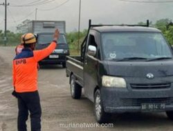 Jalan Nasional Trenggalek-Ponorogo Ditutup Akibat Longsor Batu dan Kabut Tebal, Lalu Lintas Dialihkan