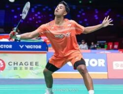 Alwi Farhan Tembus 16 Besar Singapore Open 2026 Usai Tekuk Wakil Prancis
