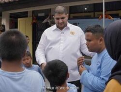 Anggota DPR Rajiv Salurkan 50 Bantuan PIP dan Janjikan Kursi Roda untuk SLB di Lembang