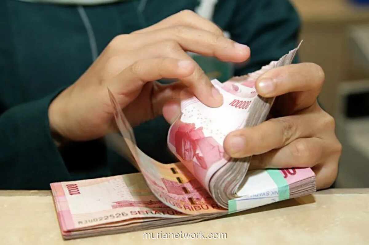 Rupiah Tembus Rp17.500 per Dolar AS, Tertekan Konflik Global dan Faktor Domestik