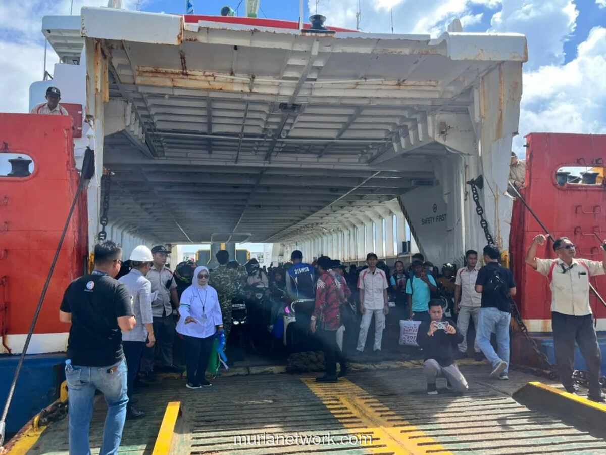 Lonjakan Penumpang di Pelabuhan Bajoe Diprediksi Puncak 26 Mei, ASDP Siapkan Ekstra Trip