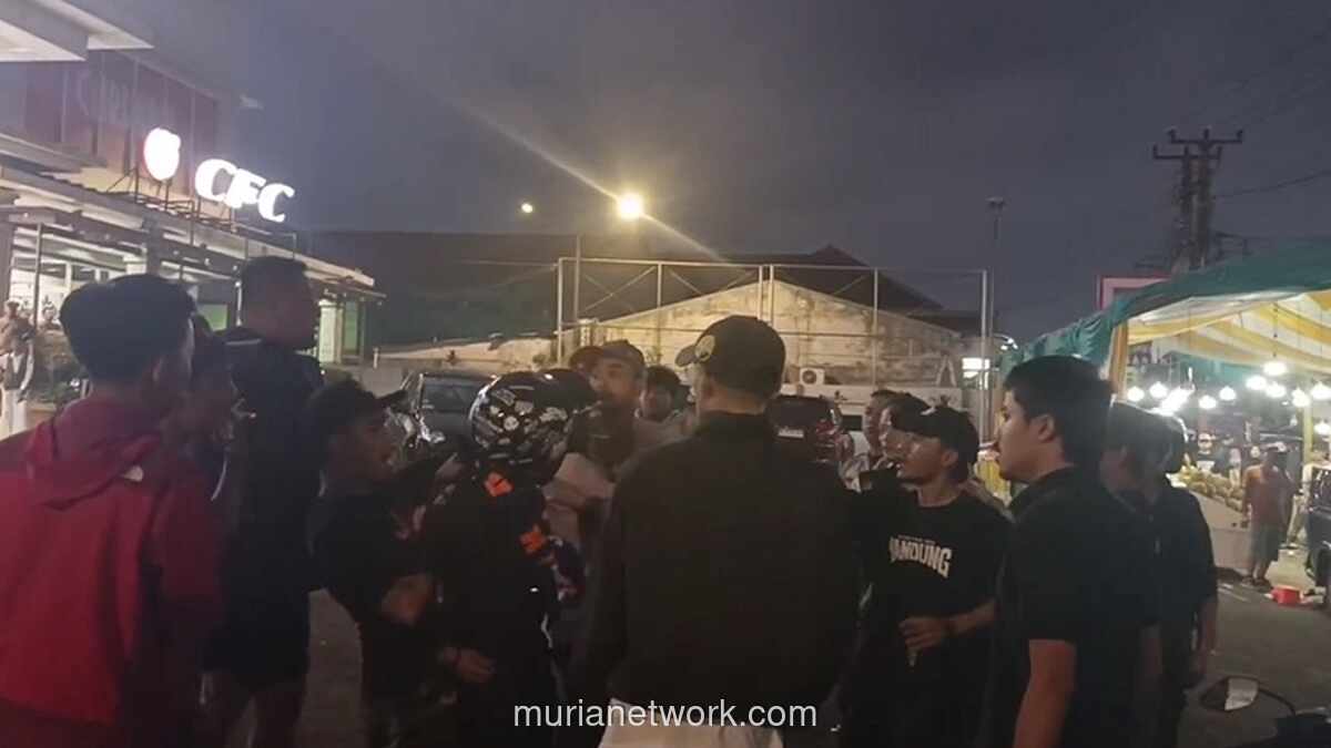Tiga Suporter Terluka Akibat Bentrok Usai Nobar Persib vs Persija di Sukabumi