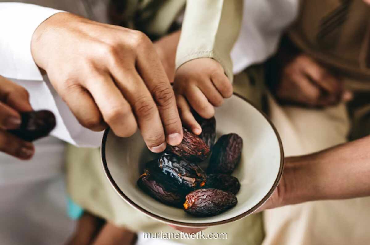 Puasa Ayyamul Bidh Jatuh pada Jumat, Begini Hukumnya