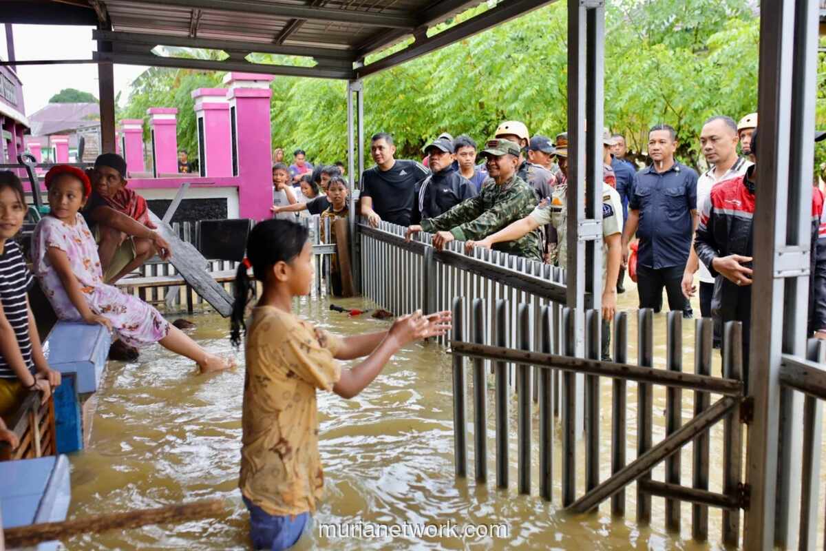Banjir Rendam Sejumlah Wilayah Bone, Pemkab Tetapkan Status Siaga Satu