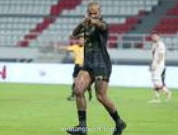 Persaingan Empat Besar BRI Super League Memanas, Persebaya Kokoh di Puncak