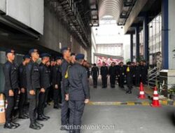 Penjagaan Ketat Brimob Berlapis di Gedung Jakarta Barat, Diduga Terkait Penegakan Hukum Kasus Besar
