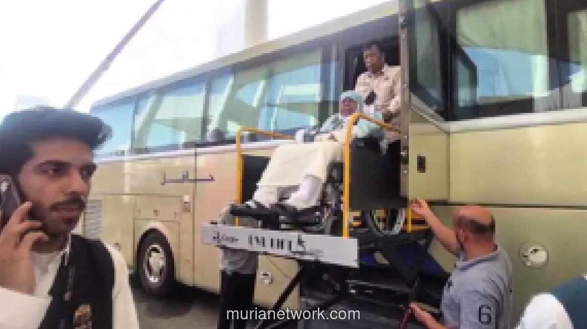 PPIH Hadirkan Bus Hidrolik untuk Dukung Mobilitas Jemaah Haji Lansia dan Disabilitas di Tanah Suci