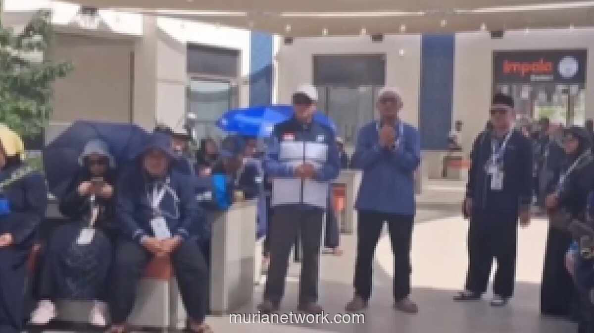 ESQ Tours Ajak Jemaah Haji Khusus Maknai Sejarah Wahyu di Museum Jabal Nur