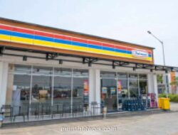 Alfamart dan Indomaret Serentak Gelar Promo Tebus Murah, Diskon hingga 60 Persen