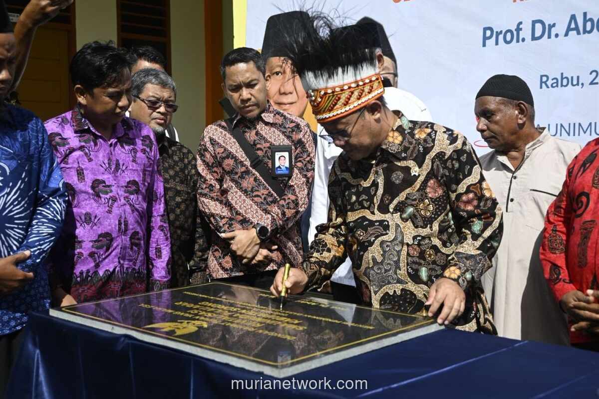 Mendikdasmen Kunjungi Pulau Arar, Pastikan Pendidikan Merata hingga Wilayah Terpencil Papua