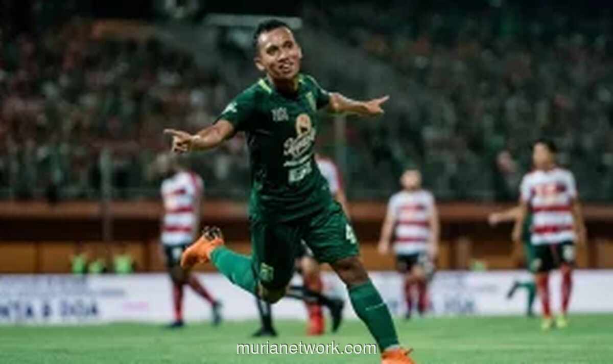 Irfan Jaya Berpotensi Pulang ke Persebaya, Reuni dengan Bernardo Tavares Makin Terbuka