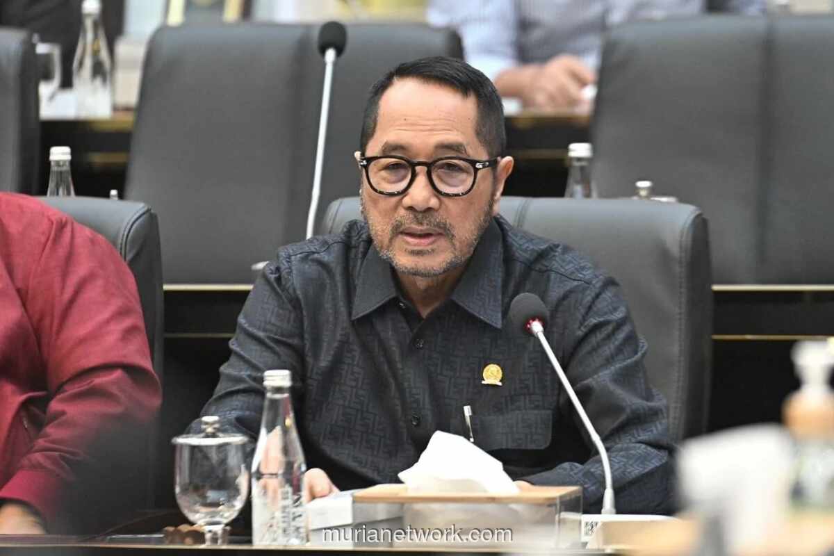 DPR: Negara Tak Punya Alasan Abaikan Kesejahteraan Guru, Itu Pelanggaran Konstitusi
