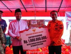 Gubernur Sulsel Tinjau Banjir di Bone, Salurkan Bantuan Rp1 Miliar untuk Pemulihan