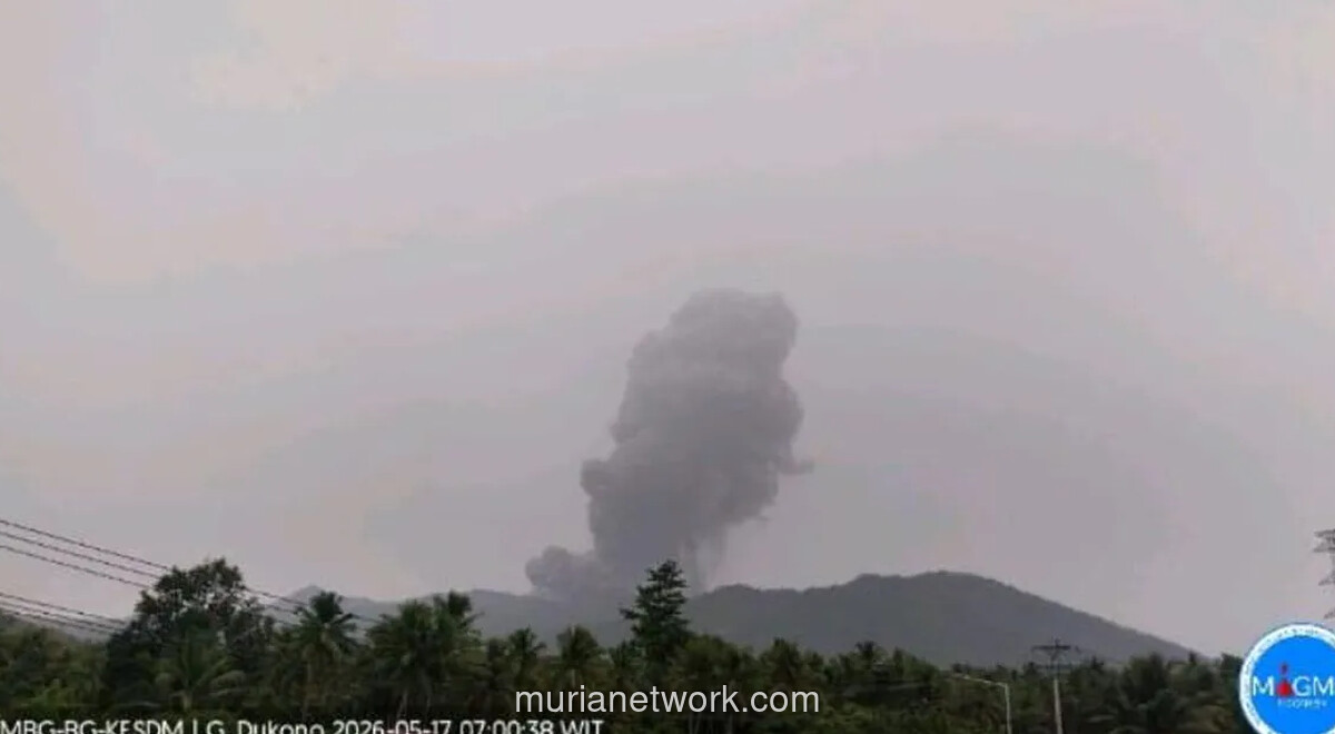 Gunung Dukono Erupsi, Abu Vulkanik Setinggi 3.200 Meter Membumbung ke Angkasa