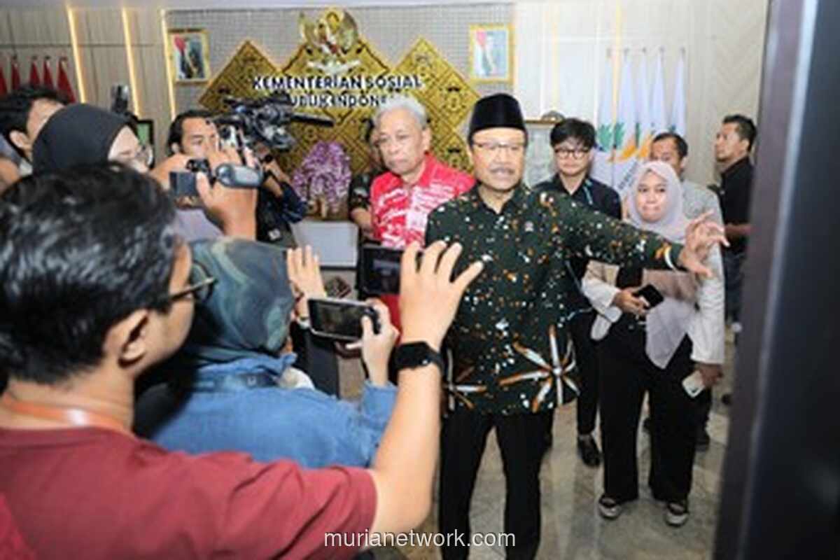 Mensos Gus Ipul Bantah Mark-Up Harga Sepatu Sekolah Rakyat, Sebut Pagu Rp700 Ribu Bukan Harga Riil