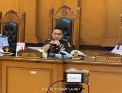 Hakim Desak Oditur Hadirkan Ahli Kimia untuk Uji Cairan Pembersih Karat dan Air Aki yang Disiram ke Aktivis KontraS