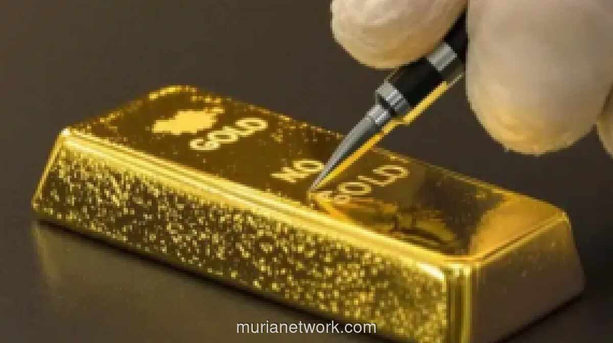 Harga Emas Anjlok ke Level Terendah Sejak Maret di Tengah Kekhawatiran Inflasi dan Ketegangan Geopolitik
