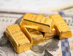 Emas Menguat ke 4.540 Dolar AS, Pulih dari Terendah Dua Bulan Ditopang Pelemahan Dolar dan Harapan Gencatan Senjata AS-Iran