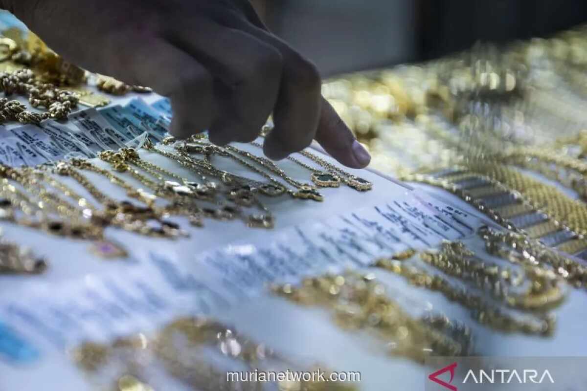 Harga Emas UBS dan Galeri24 Turun di Pegadaian, Antam Stagnan