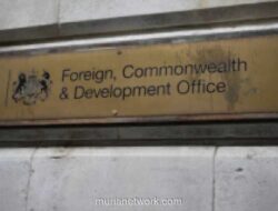 Inggris Panggil Dubes Tiongkok Usai Vonis Spionase untuk Hong Kong
