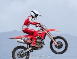 Veda Ega Pratama Andalkan Latihan Motocross Ekstrem ala Marc Márquez Jelang Moto3 Prancis