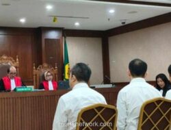 Tiga Petinggi PT Blueray Cargo Didakwa Suap Rp63 Miliar ke Pejabat Bea Cukai Demi Lancarkan Impor