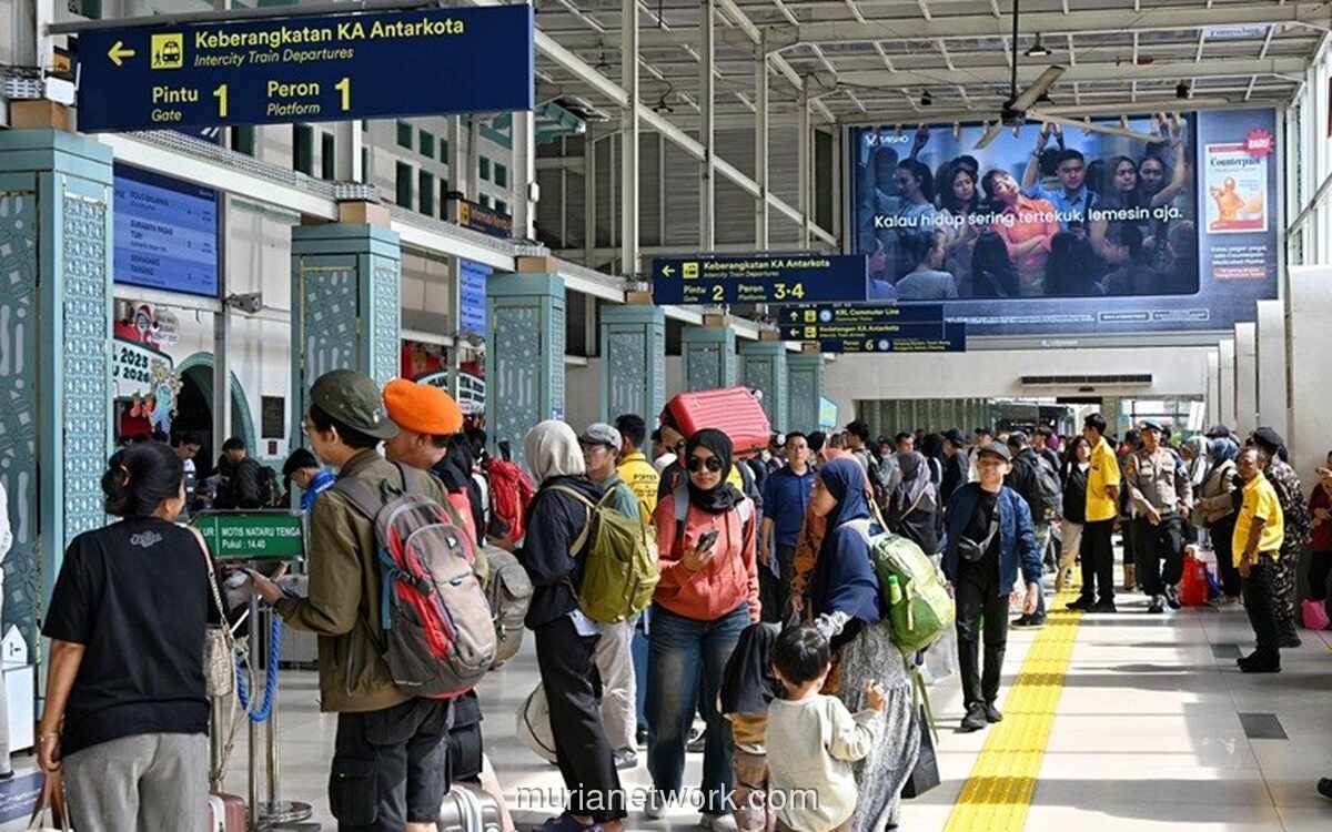 Hari Pertama Libur Panjang, KAI Catat 685.933 Tiket Kereta Terjual