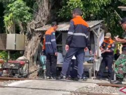 KAI Tutup Dua Perlintasan Liar di Tebet-Cawang untuk Cegah Kecelakaan