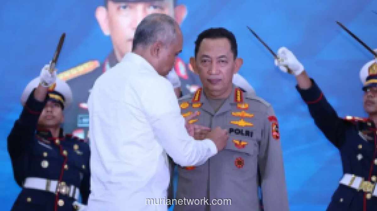 Kapolri Listyo Sigit Terima Penghargaan dari BSSN atas Sinergi Keamanan Siber Nasional