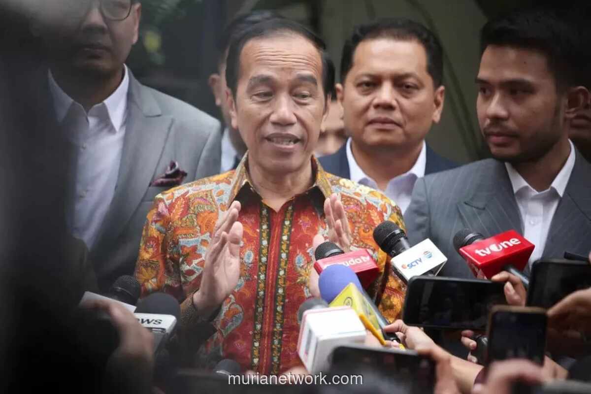 Pengacara Jokowi Sebut Lambatnya Proses Hukum Kasus Ijazah karena Banyak Bukti dan Saksi