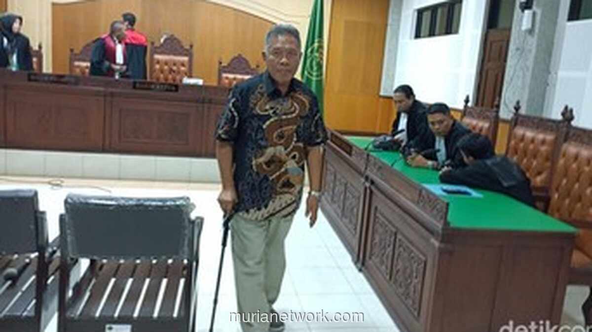 MA Pangkas Hukuman Mantan Bupati Lombok Barat Zaini Arony dari 9 Tahun Jadi 5 Tahun Penjara