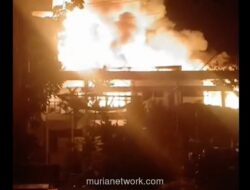 Kebakaran Hebat Landa Kantor Bupati Bulungan, Sejumlah Ruangan Ludes